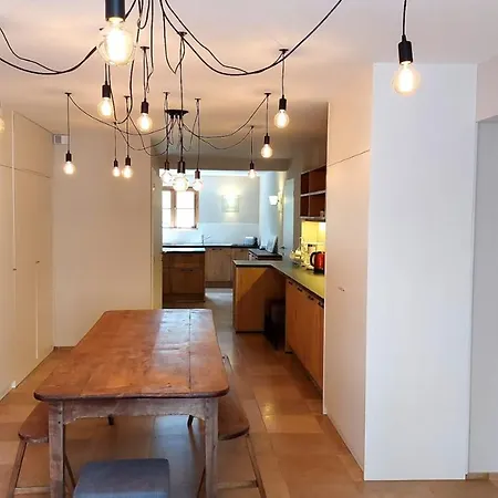Holiday home Spacious House In With Private Garden And Terrace *